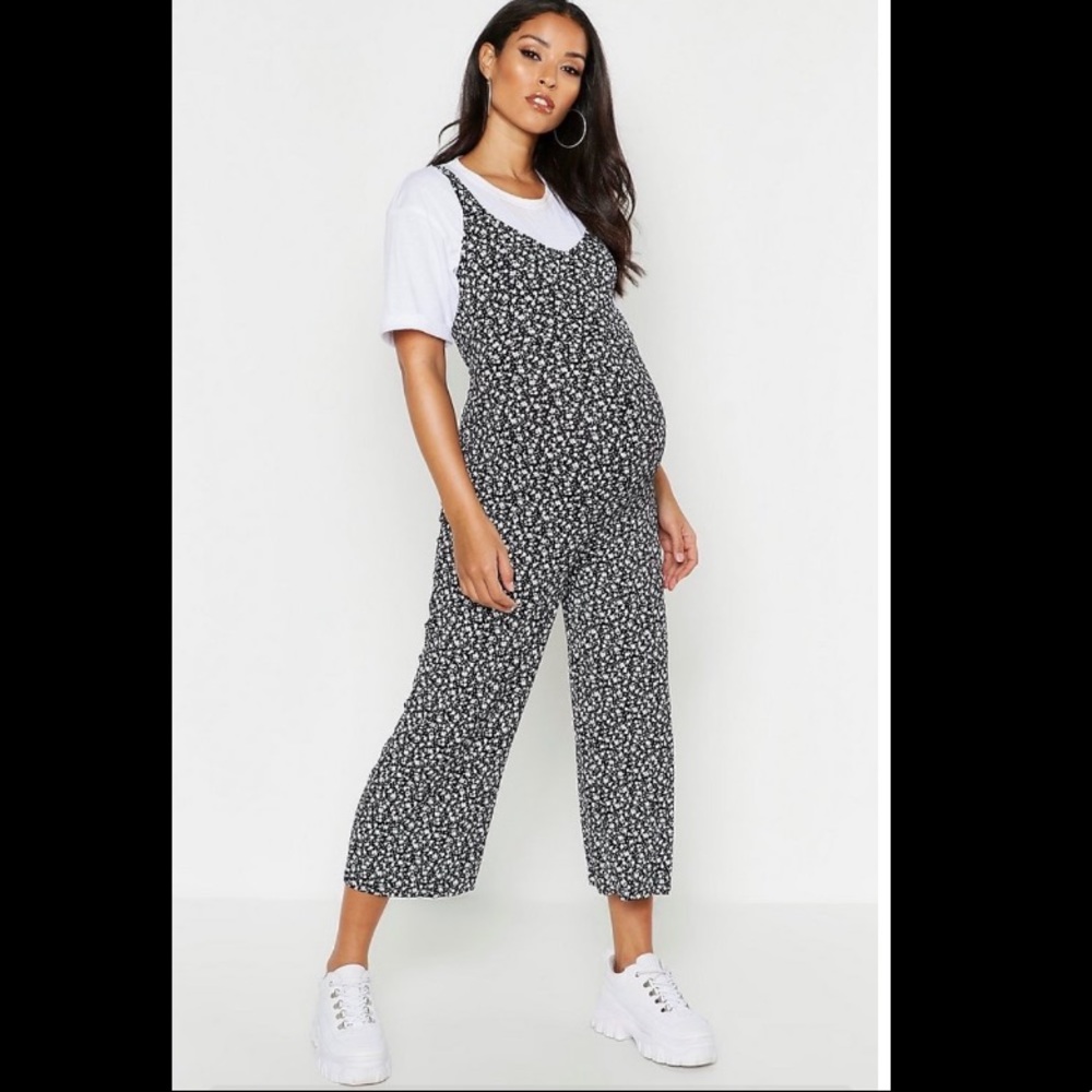 Maternity jumpsuit